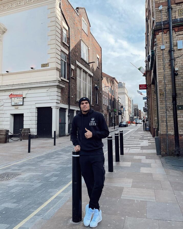 Conoce la casa de Luis Díaz en Inglaterra